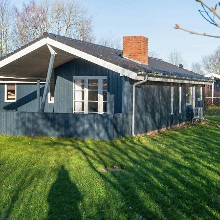 8 Person Holiday Home In B Rkop Egeskov  Eksteriør bilde