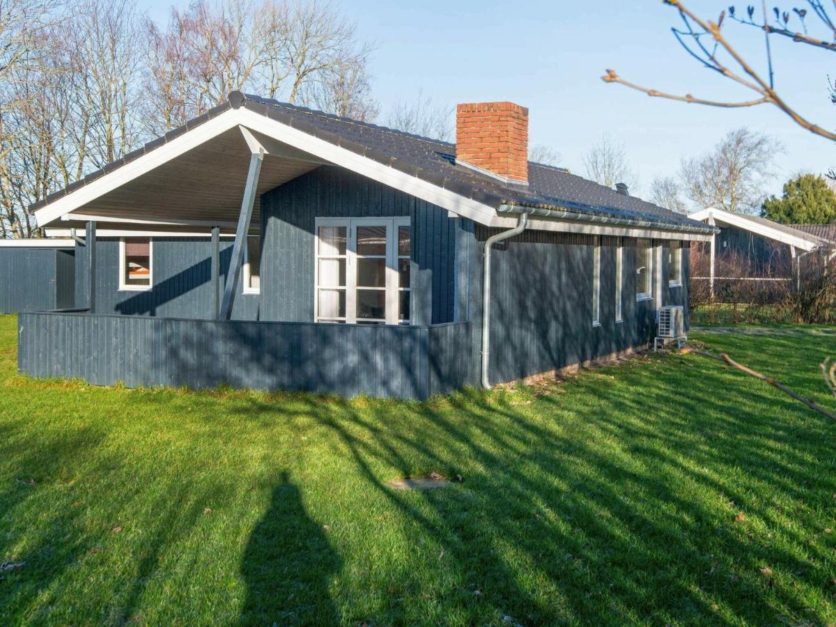 8 Person Holiday Home In B Rkop Egeskov  Eksteriør bilde